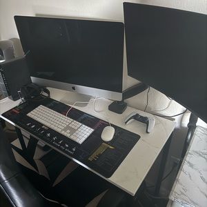 Meet your Posher, Hector